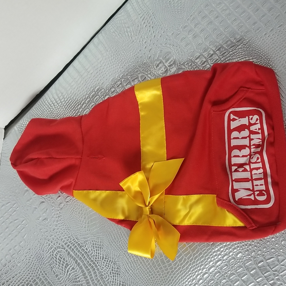 PET MERRY CHRISTMAS PRESENT T-SHIRT, HOODIE IN RED